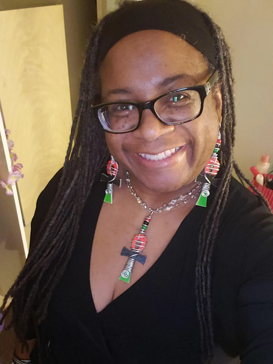 desiree_hill.jpg